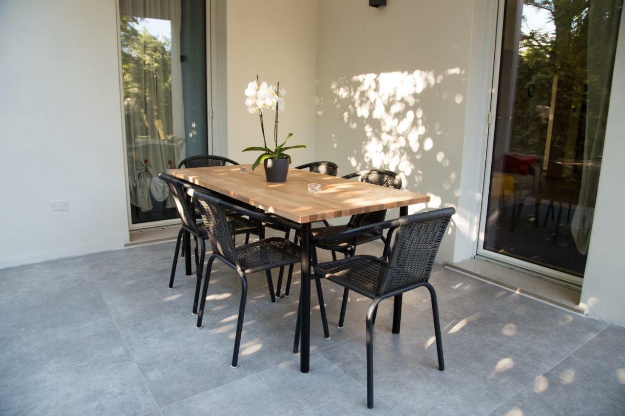 Appartamento Con Giardino Le Querce Sistiana Buitenkant foto